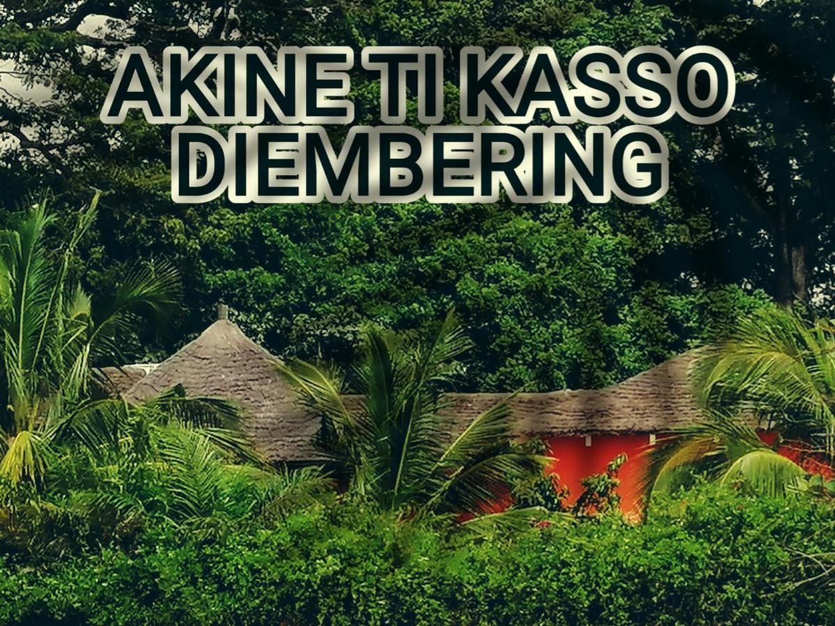 Готель Akine Ti Kasso Piscine Diembereng Екстер'єр фото